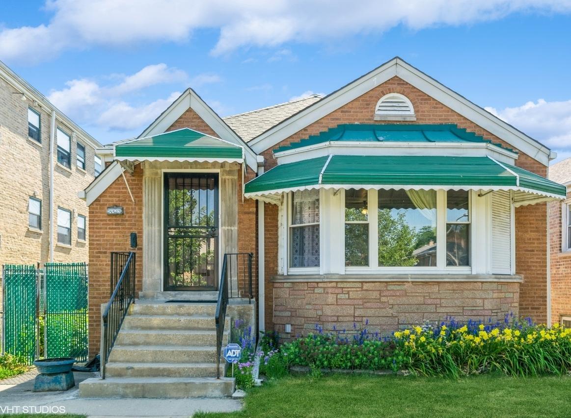 5547 N California Ave., Chicago, IL 60625