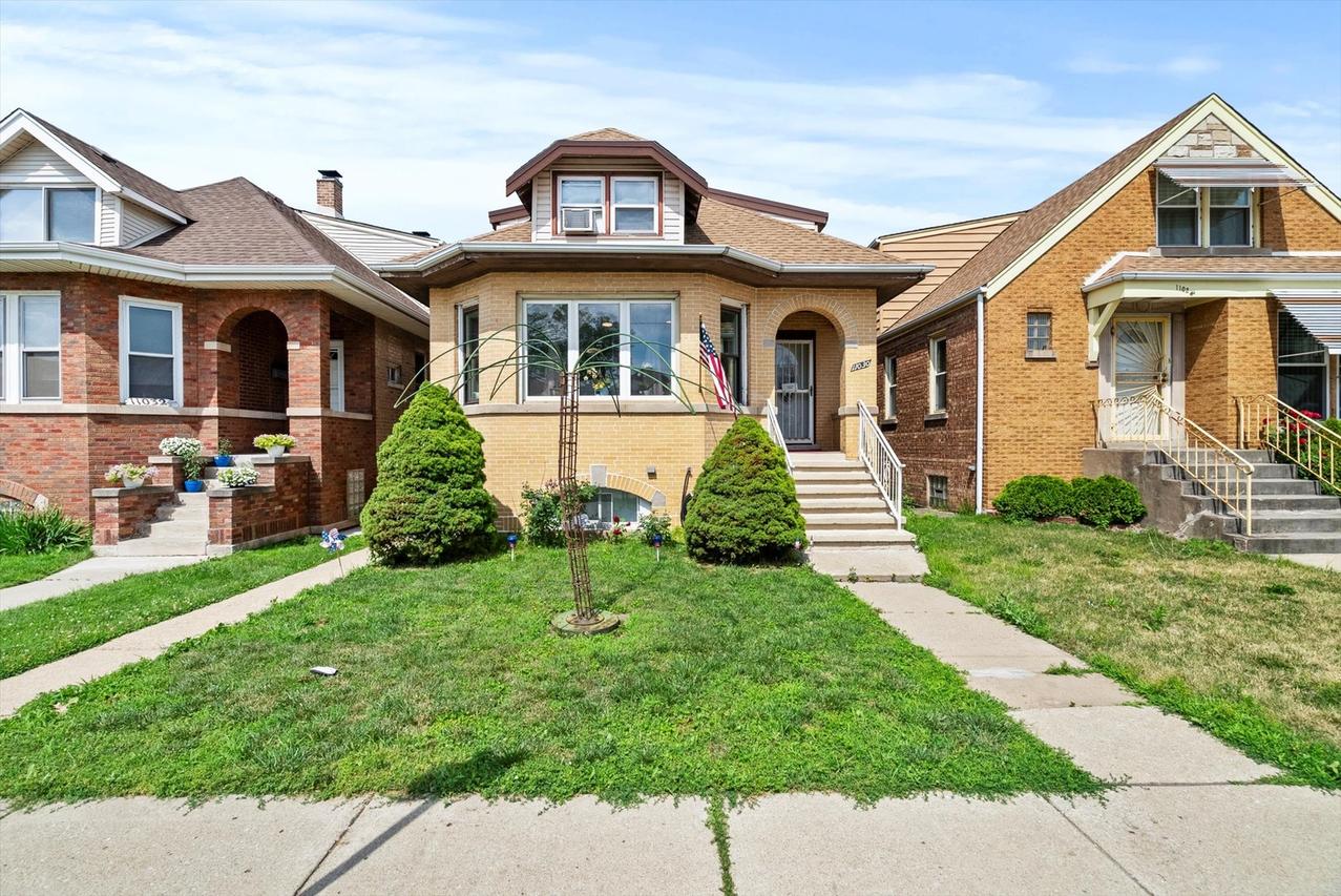 11030 S Avenue L, Chicago, IL 60617