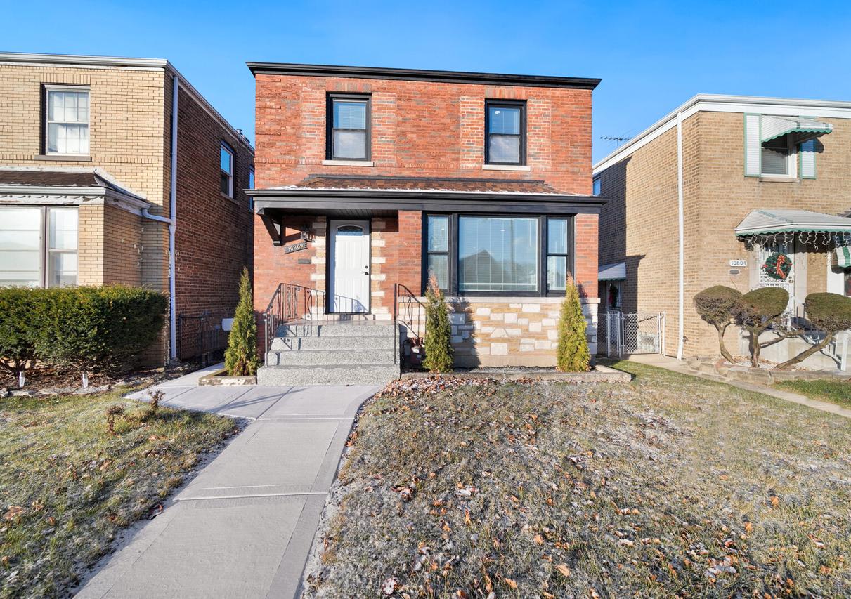10806 S Vernon Ave., Chicago, IL 60628