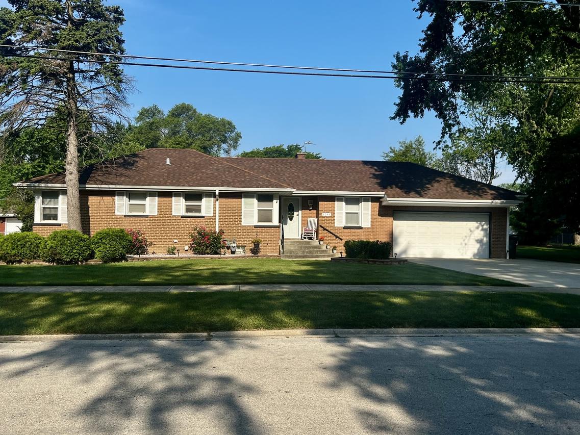 8544 Lawler Ave., Burbank, IL 60459