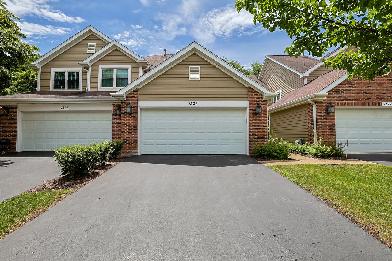 1521 Whitman Ct., Schaumburg, IL 60173