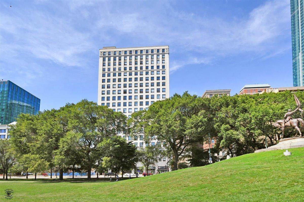 910 S Michigan Ave. #614, Chicago, IL 60605