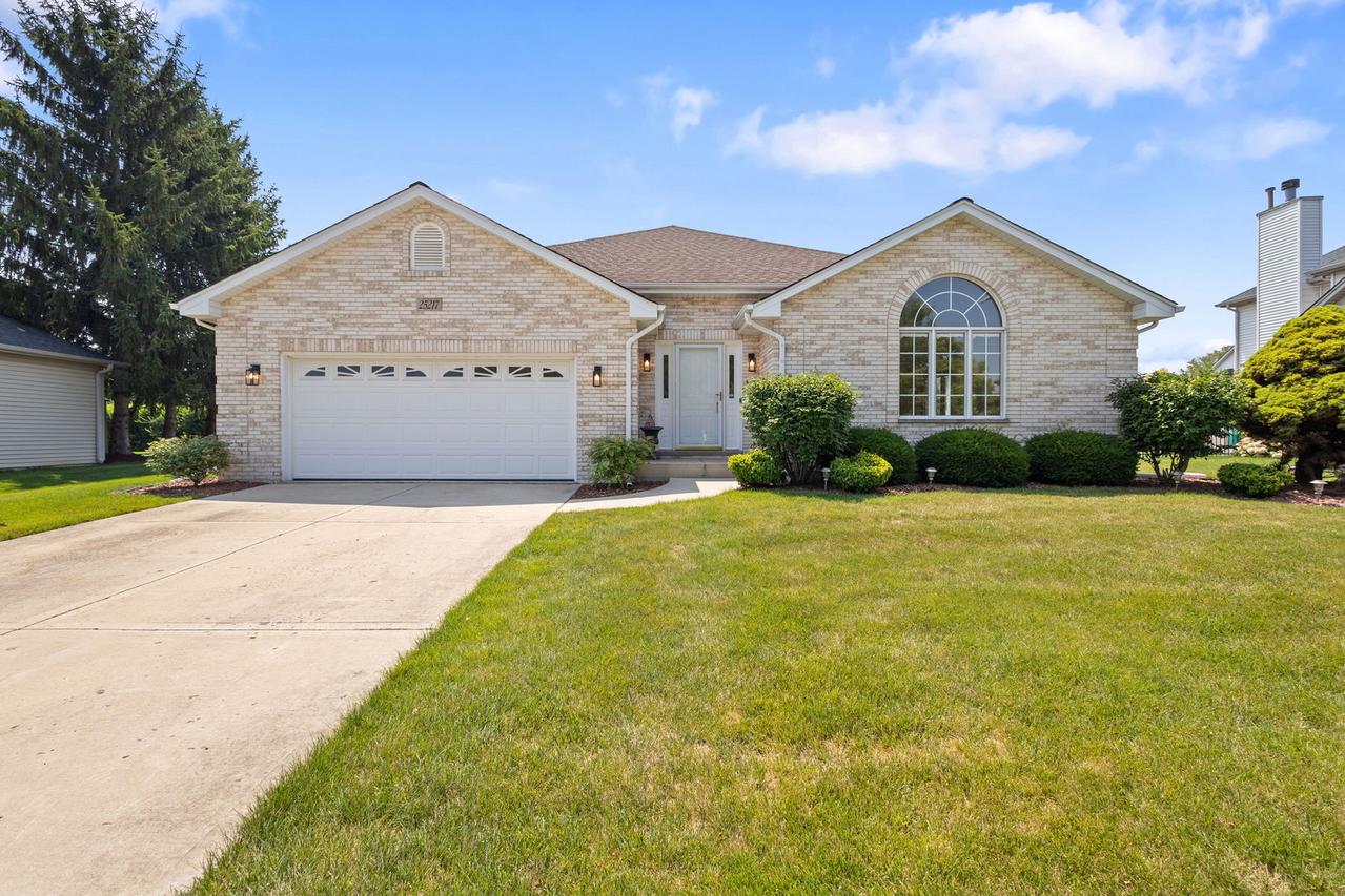 25217 Jacob Fry Dr., Plainfield, IL 60585