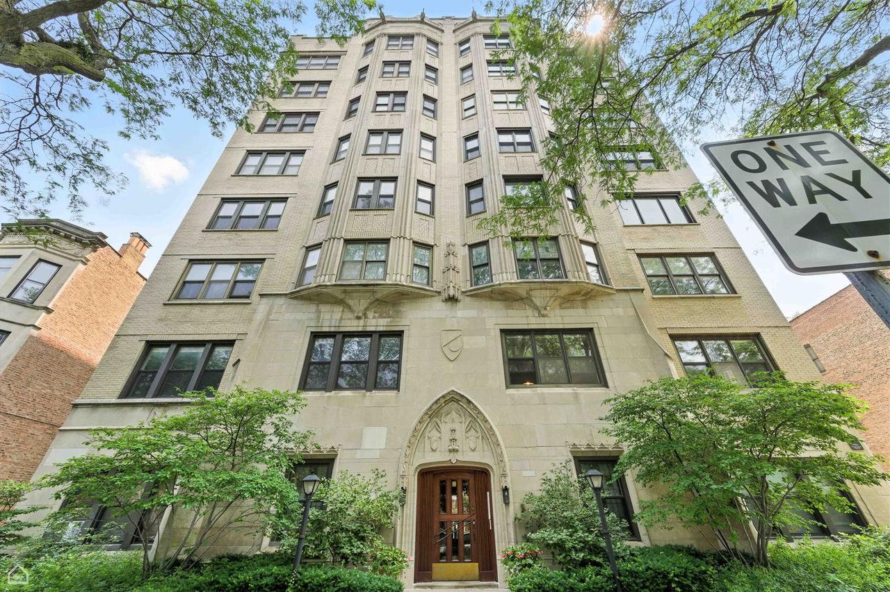 5719 S Kenwood Ave. #6S, Chicago, IL 60637