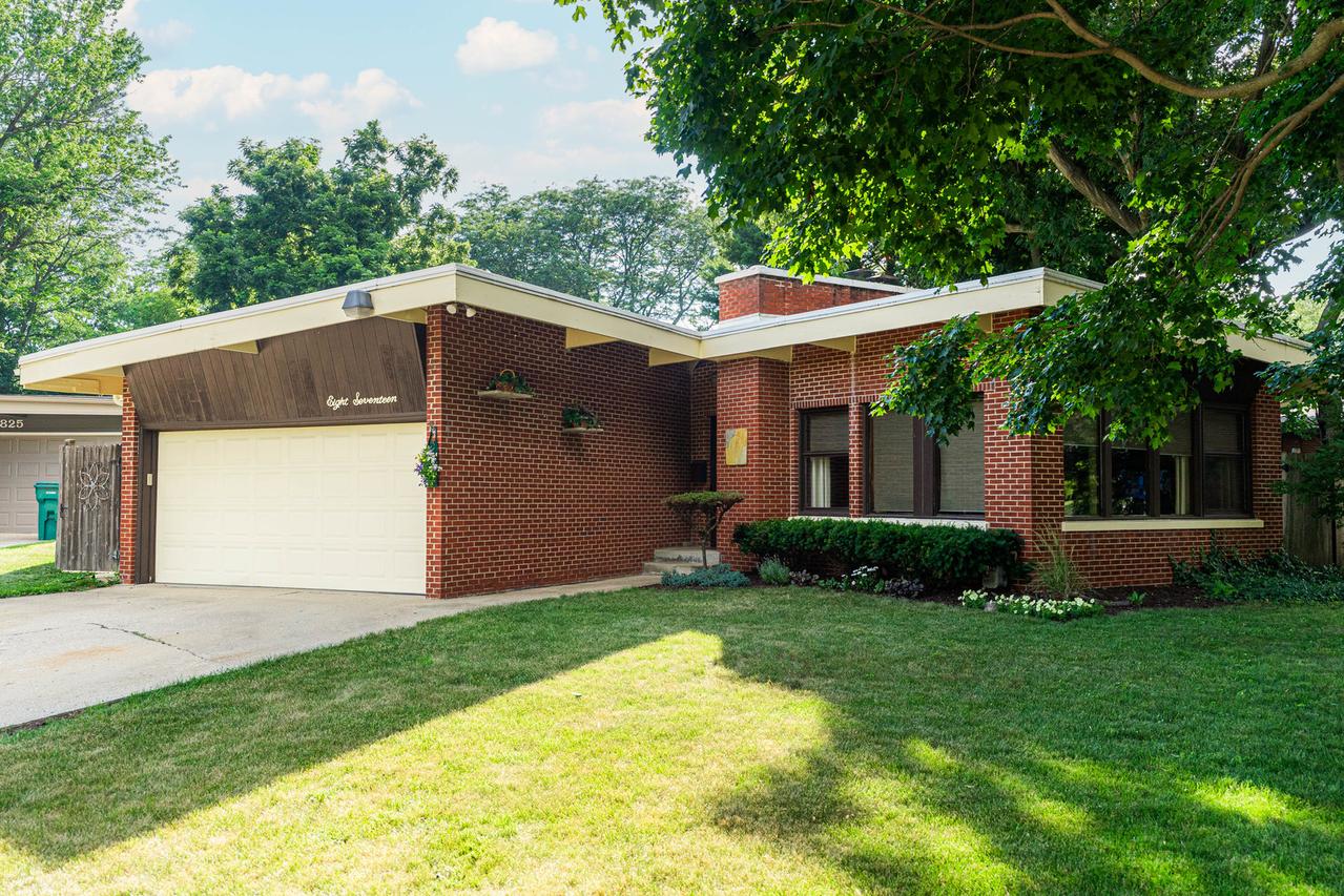 817 Meadow Ln., Sycamore, IL 60178