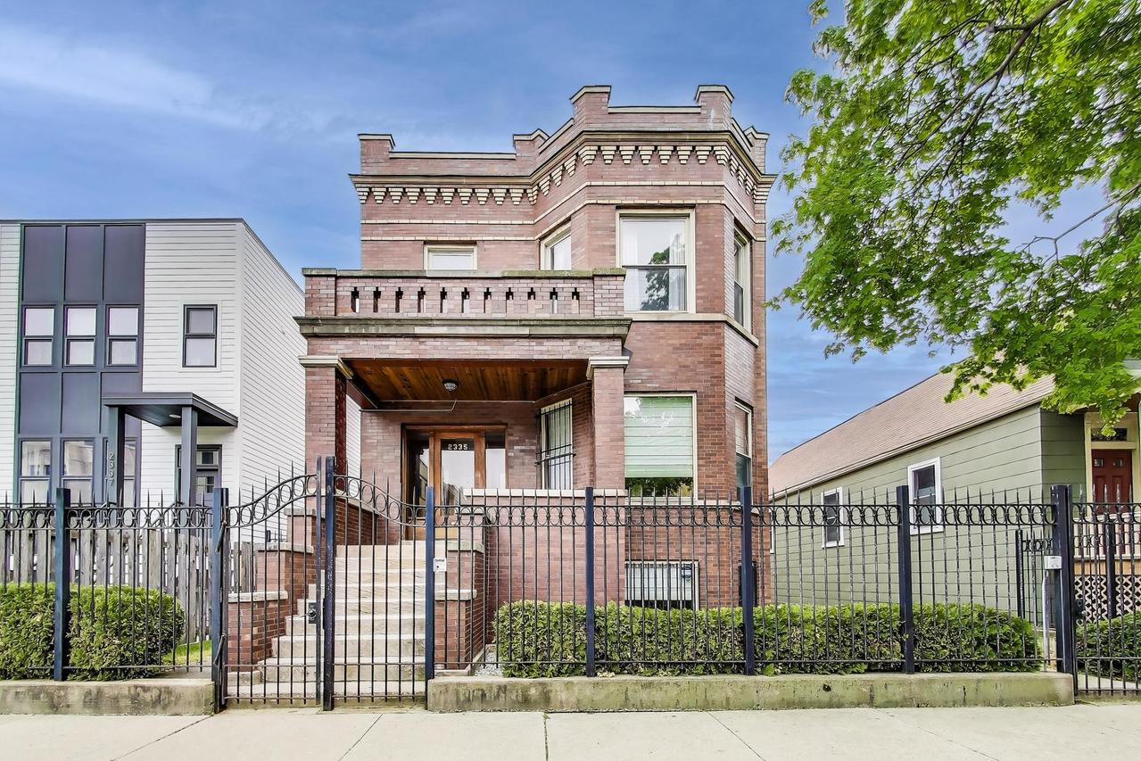 2333 N Spaulding Ave., Chicago, IL 60647