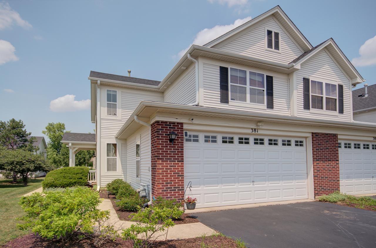 381 Chesapeake Ln., Oswego, IL 60543