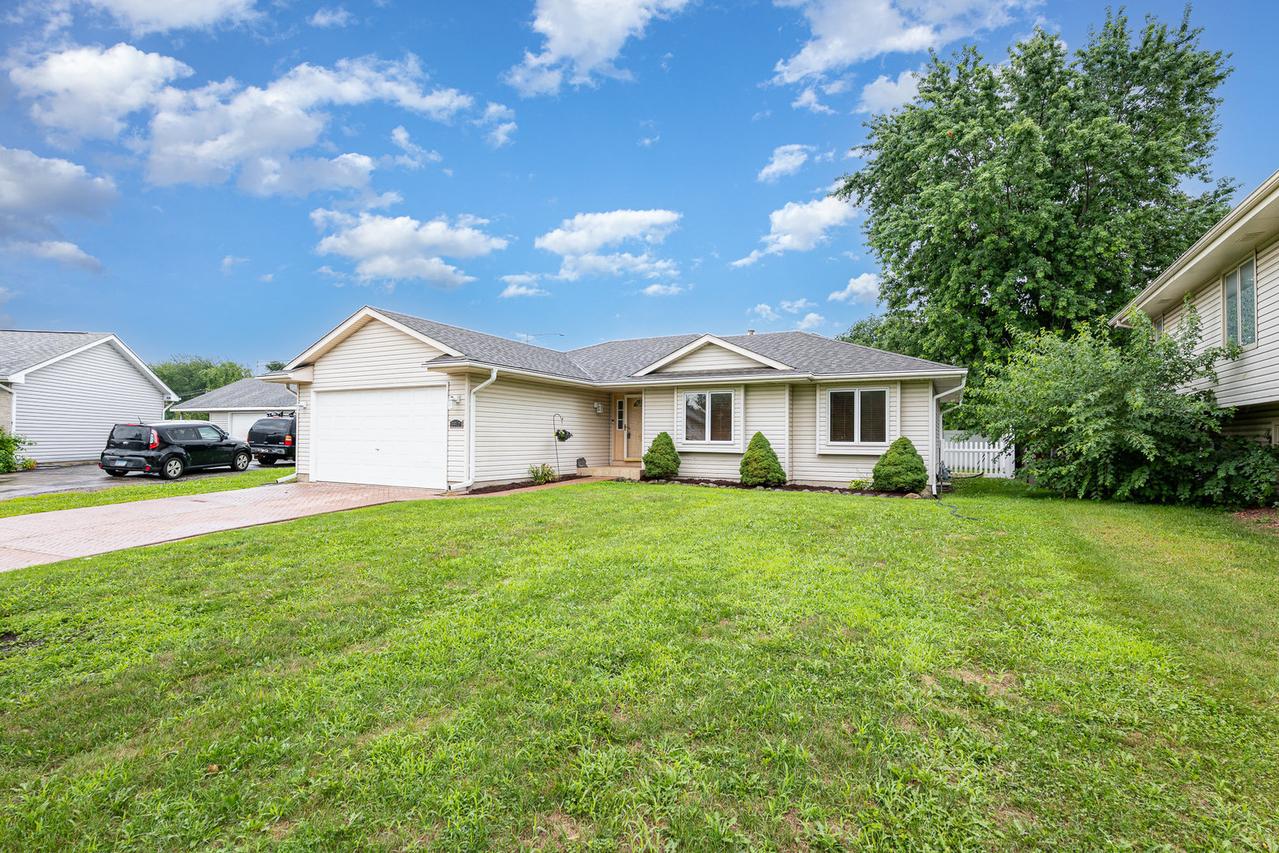 6610 Leupold Ln., Plainfield, IL 60586