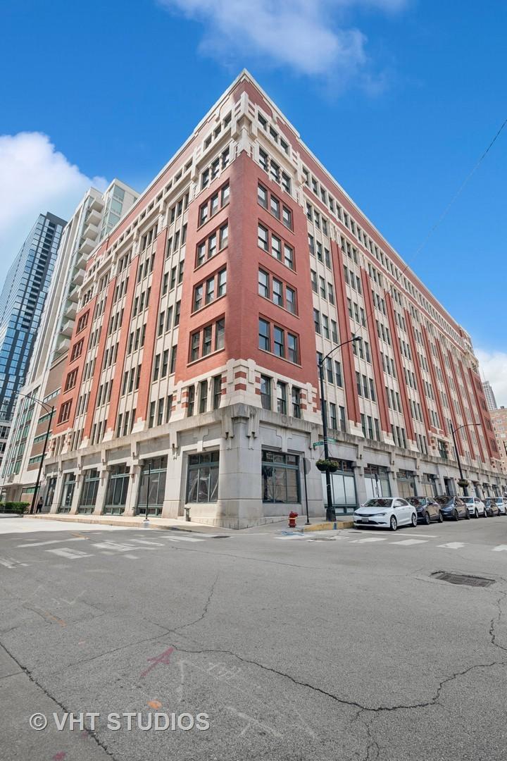732 S Financial Pl. #202, Chicago, IL 60605