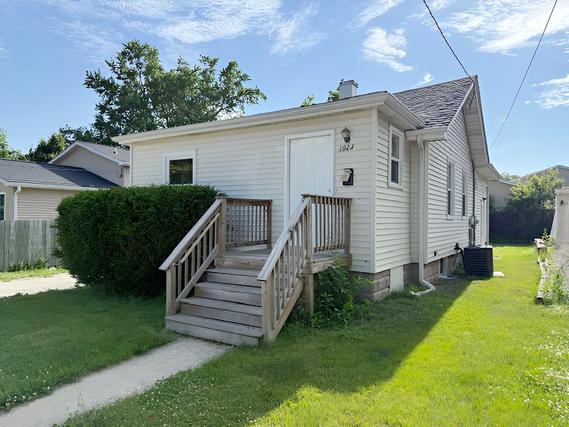 New Foreclosures & Short Sales in Waukegan: June 30th to July 6th