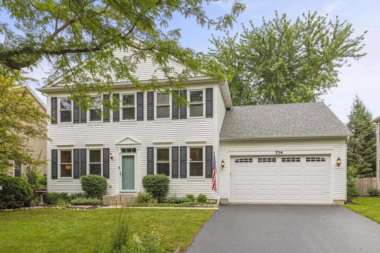 734 Lenox Ave., Bolingbrook, IL 60490