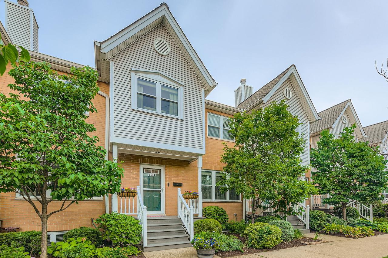 5404 N Hoyne Ave., Chicago, IL 60625