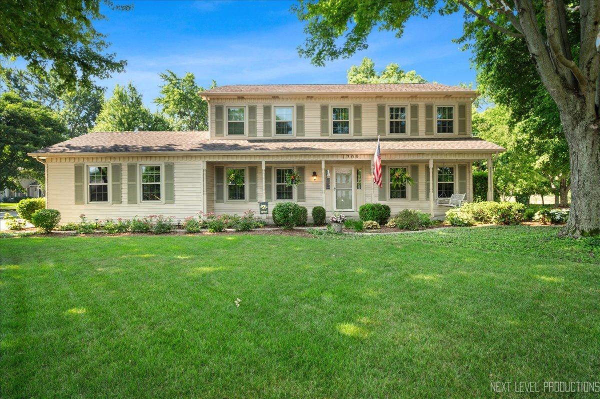 1200 Crestview Dr., Batavia, IL 60510