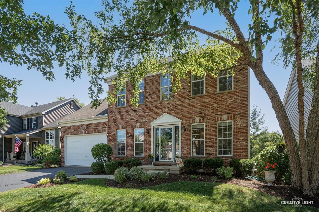39W183 E Burnham Ln., Geneva, IL 60134