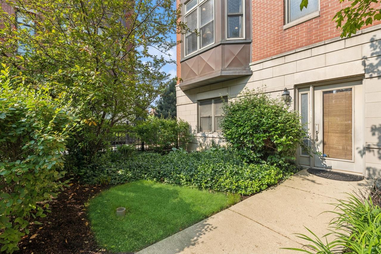 743 W 15th St., Chicago, IL 60607