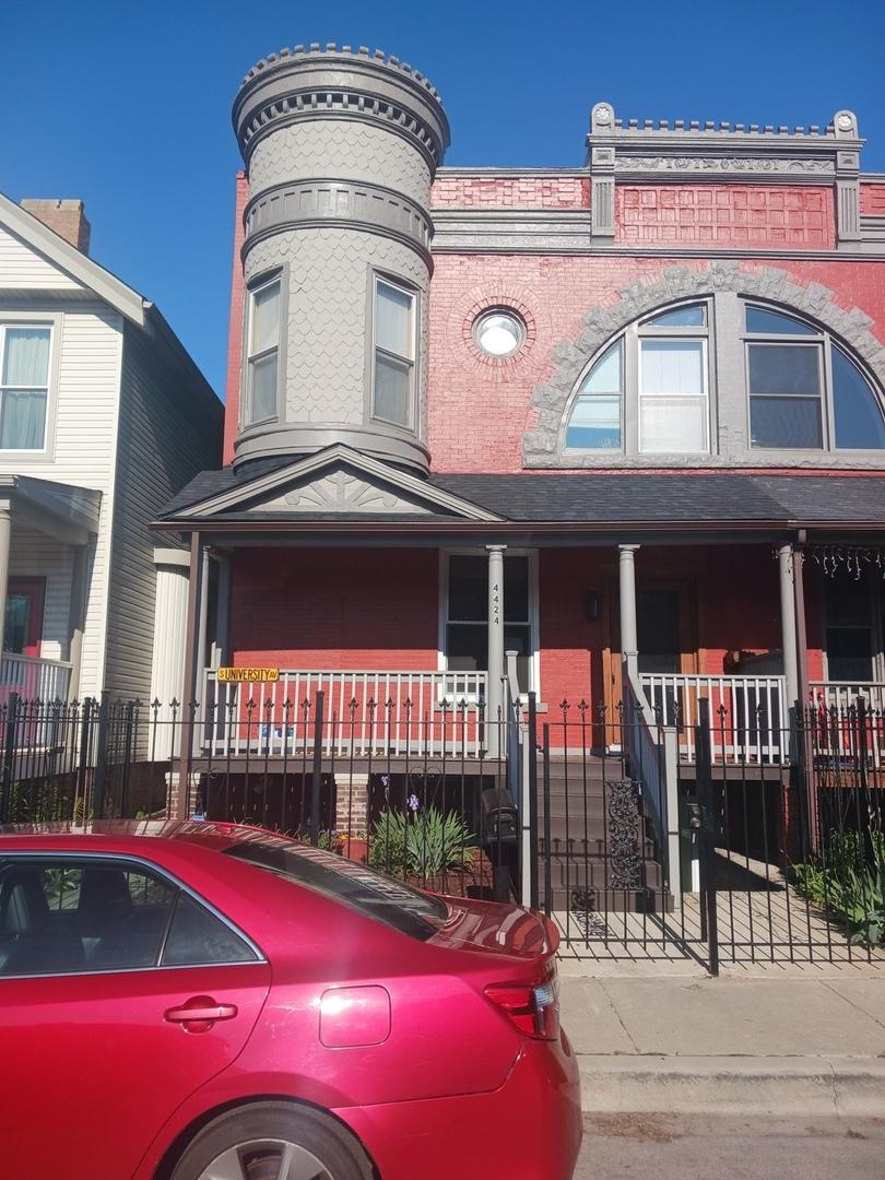 4424 S University Ave., Chicago, IL 60653