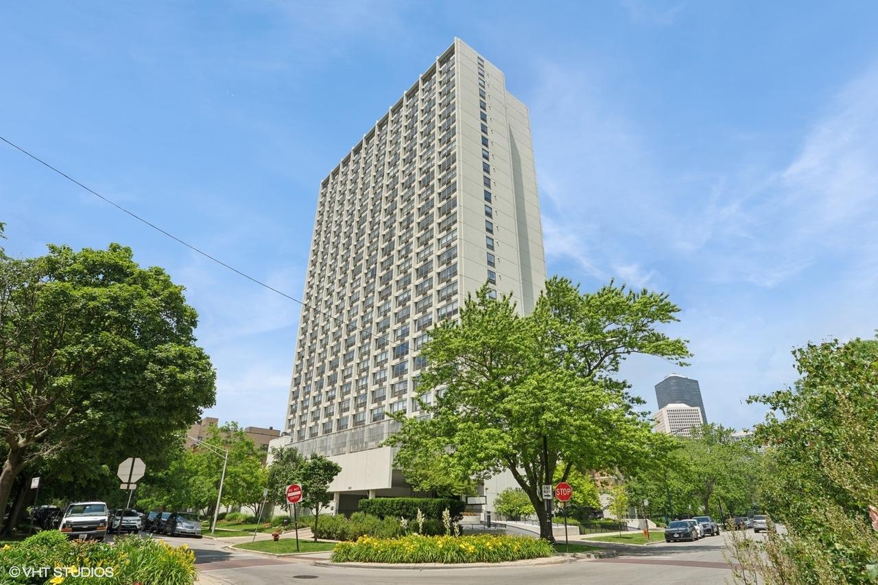 5100 N Marine Dr. #11M, Chicago, IL 60640