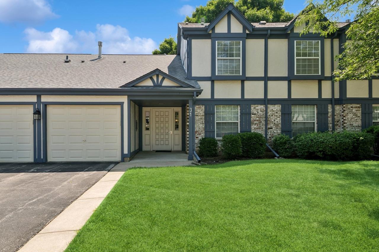 31 Waterbury Ln. #O1, Schaumburg, IL 60193