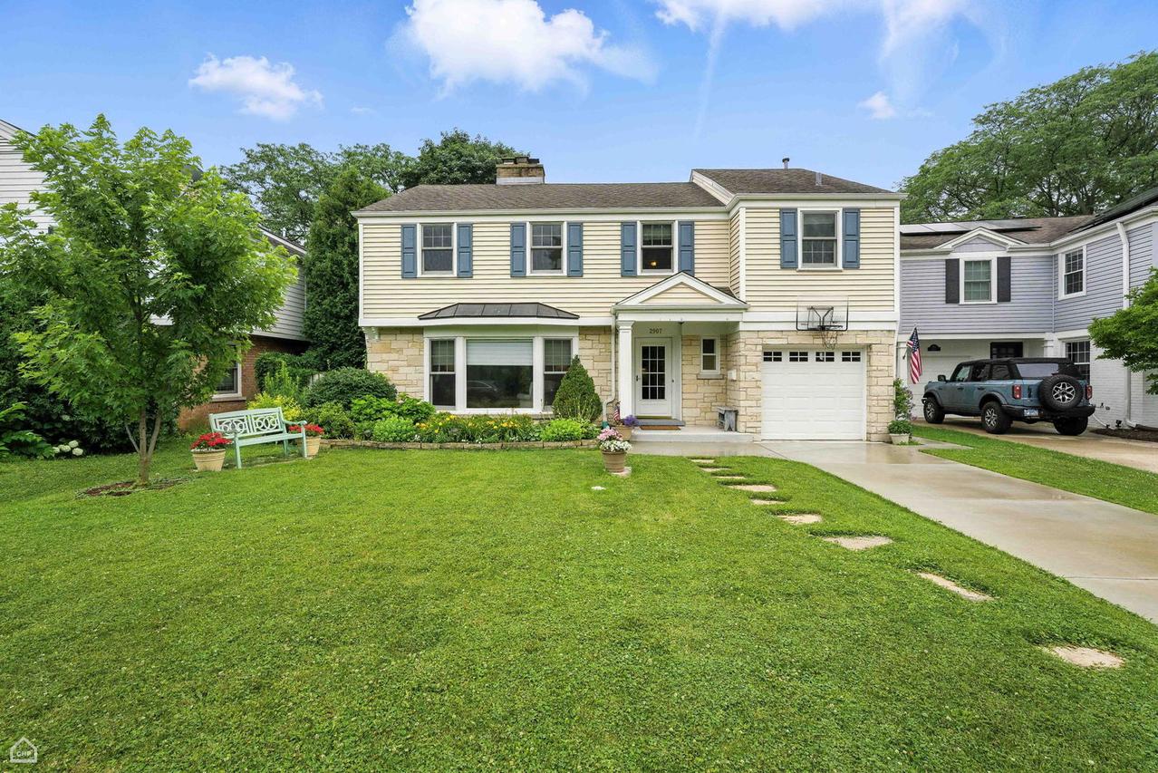 2907 Orchard Ave., Wilmette, IL 60091