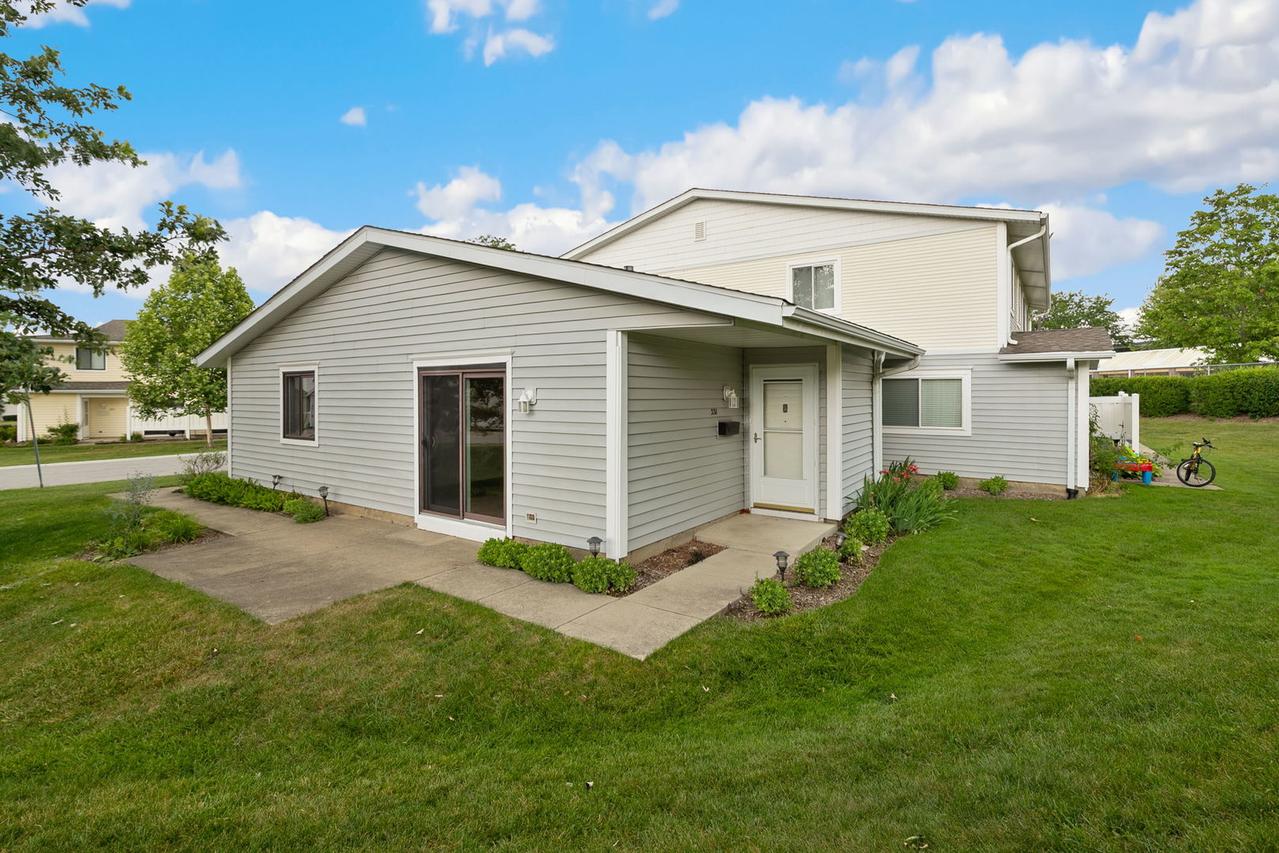 331 Regatta Point #-, Schaumburg, IL 60194