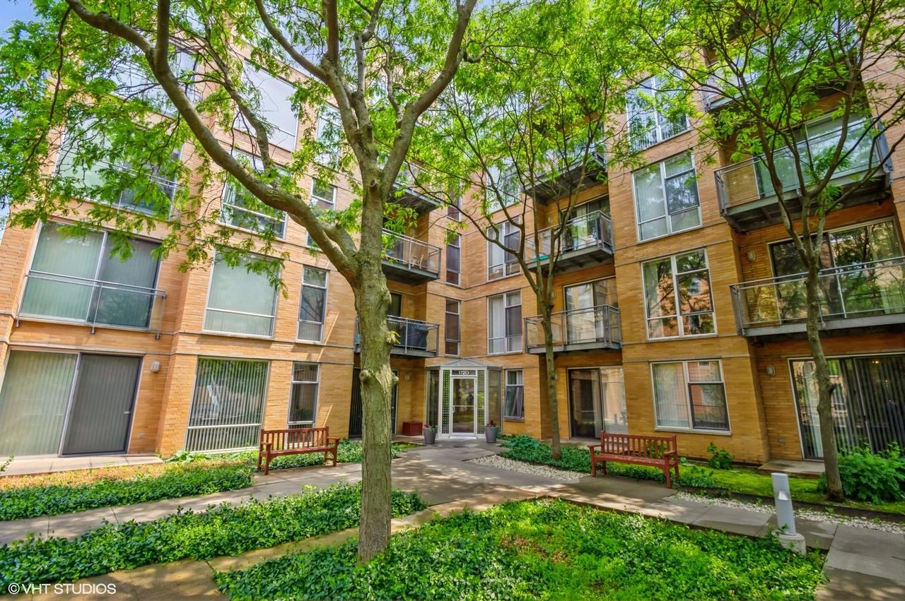 1720 Oak Ave. #407, Evanston, IL 60201