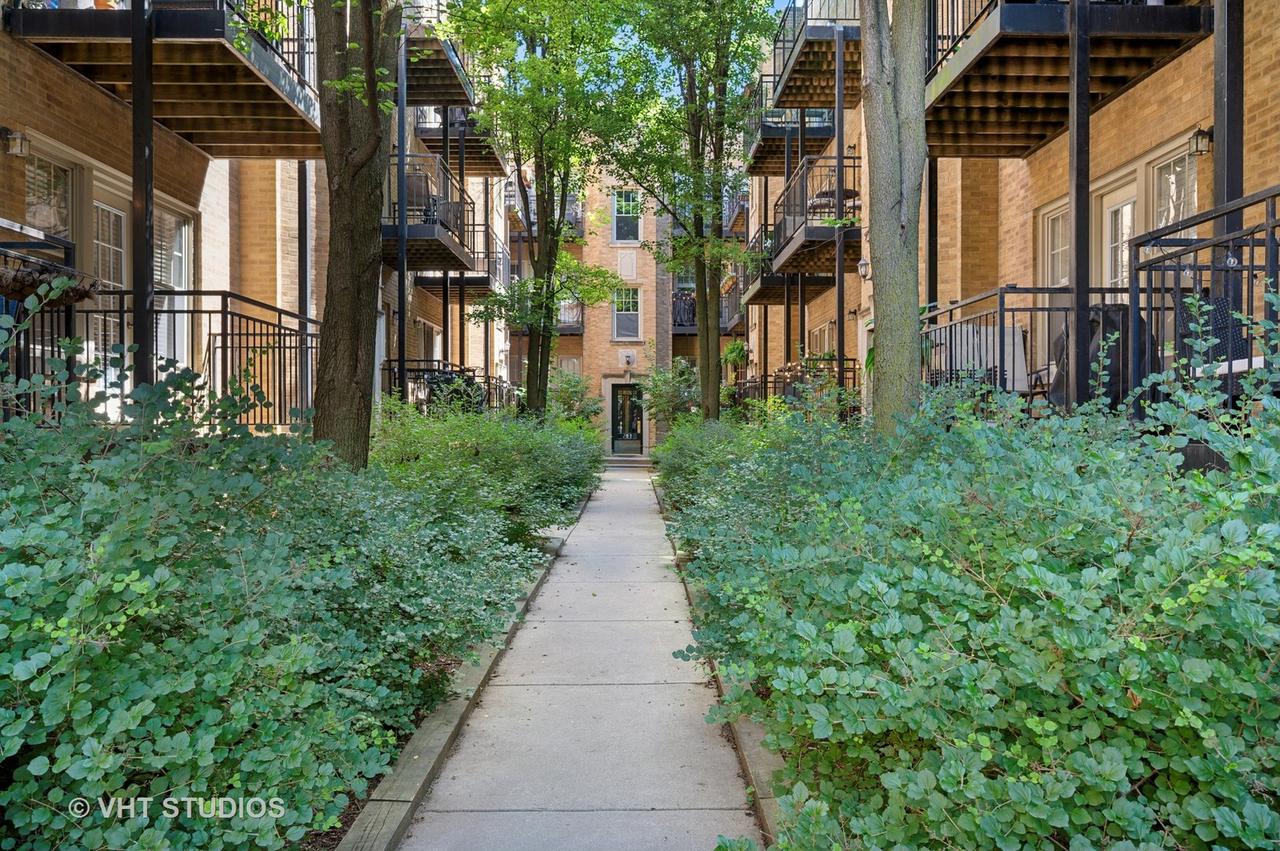 2239.5 N Lincoln Ave. #1A, Chicago, IL 60614