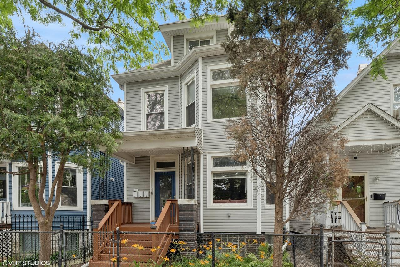1921 N Lawndale Ave., Chicago, IL 60647