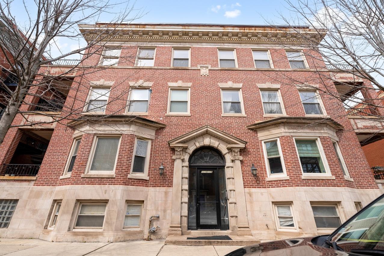 1118 E 46th St. #1E, Chicago, IL 60653