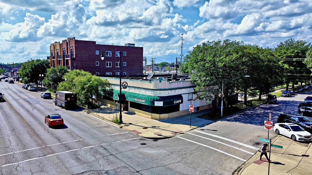 7150 W Grand Ave., Chicago, IL 60707