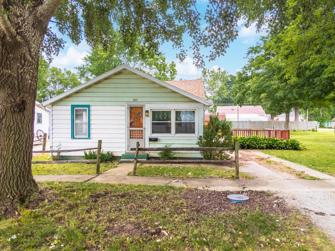 607 W Grant Ave., Pontiac, IL 61764