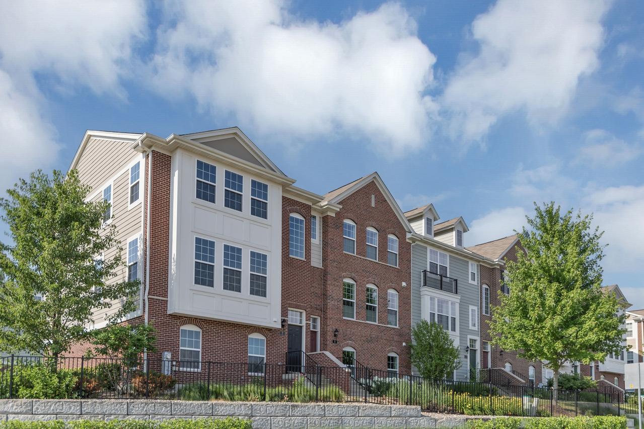 7 Bethel Ln., Schaumburg, IL 60194