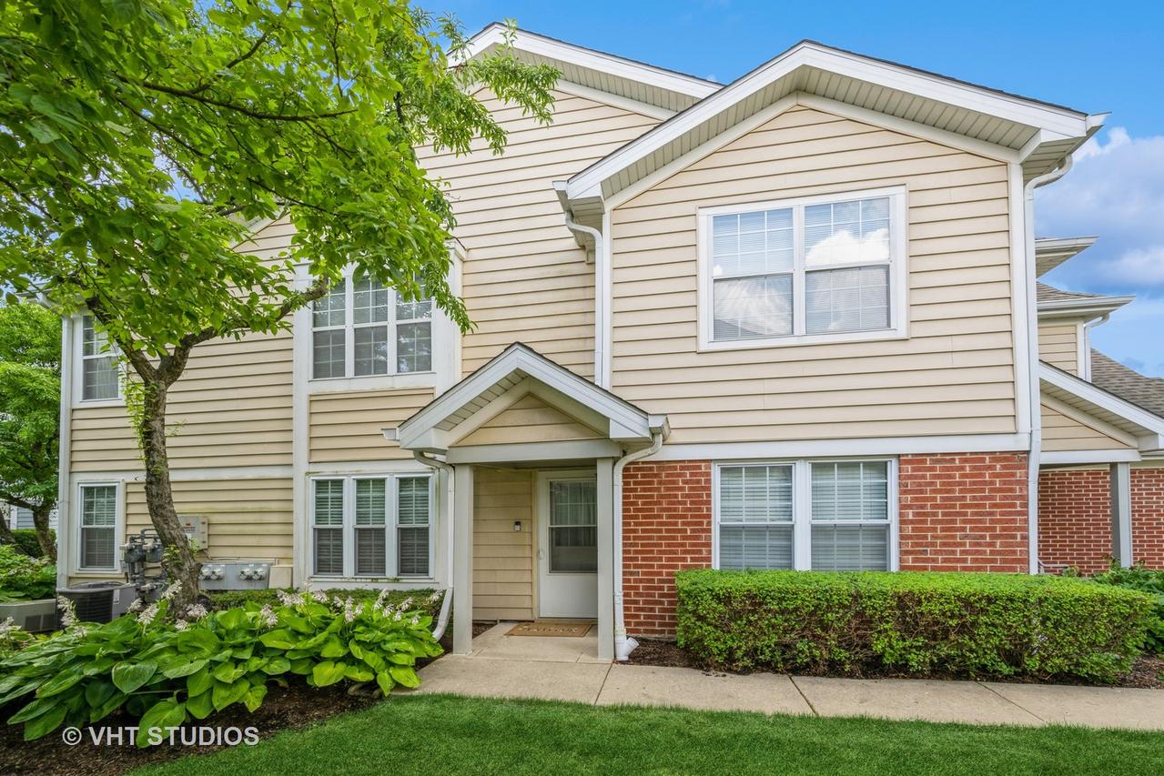 285 Sheffield Dr., Schaumburg, IL 60194