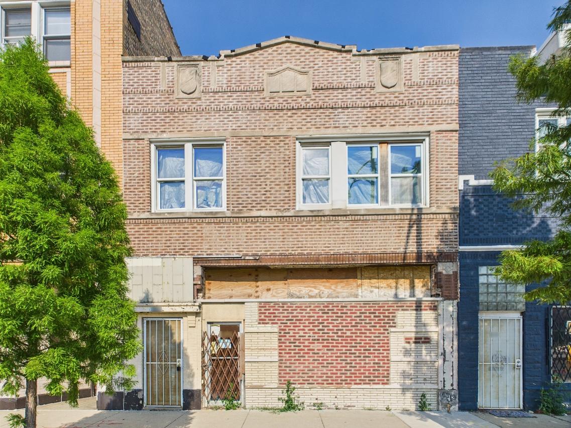 8551 S Ashland Ave., Chicago, IL 60620