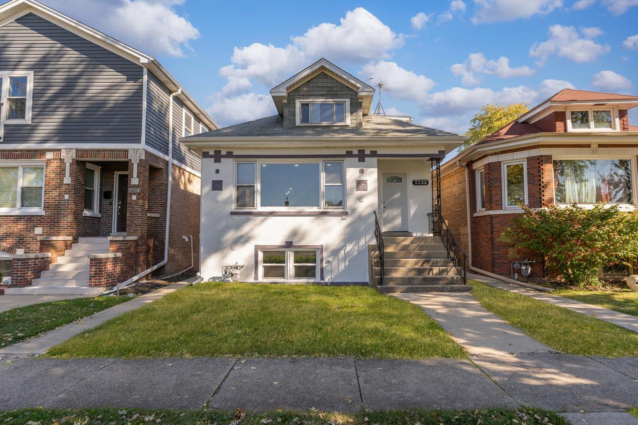 7732 W Sunset Dr., Elmwood Park, IL 60707