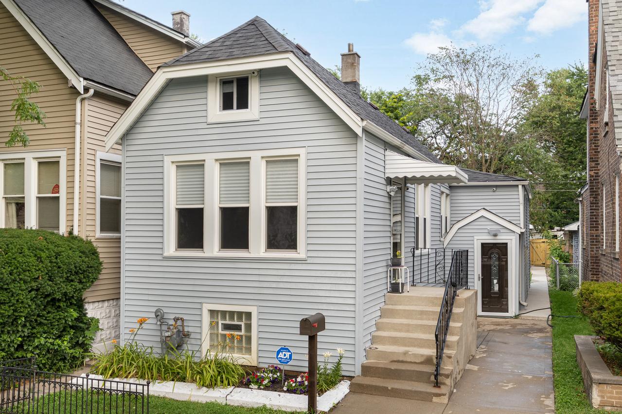 12349 S Parnell Ave., Chicago, IL 60628