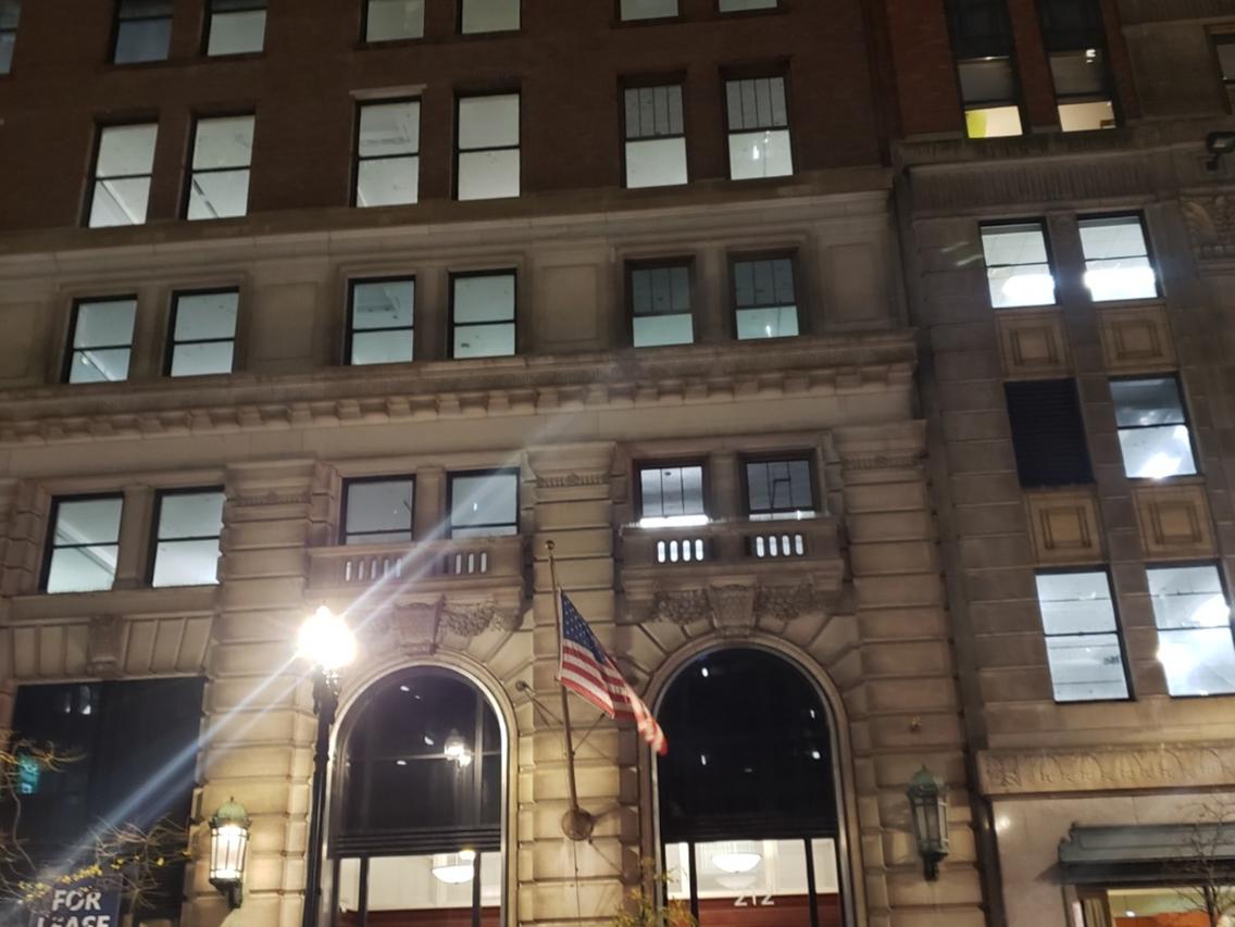 212 W Washington St. #P5-28, Chicago, IL 60606