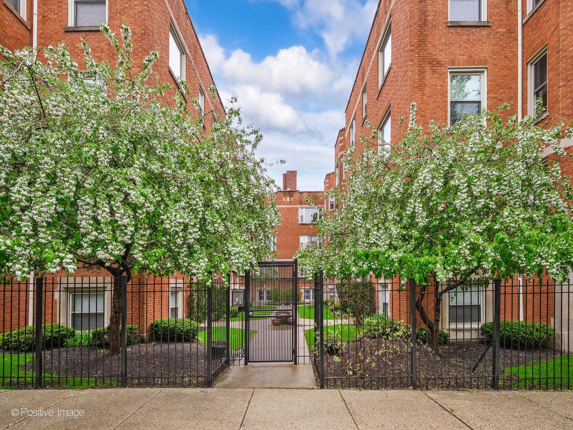 1620 W Columbia Ave. #3N, Chicago, IL 60626