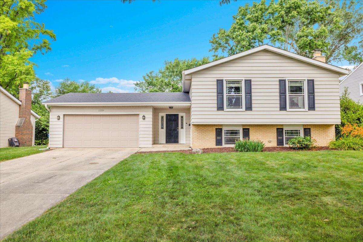 1259 Durham Dr., Wheaton, IL 60189