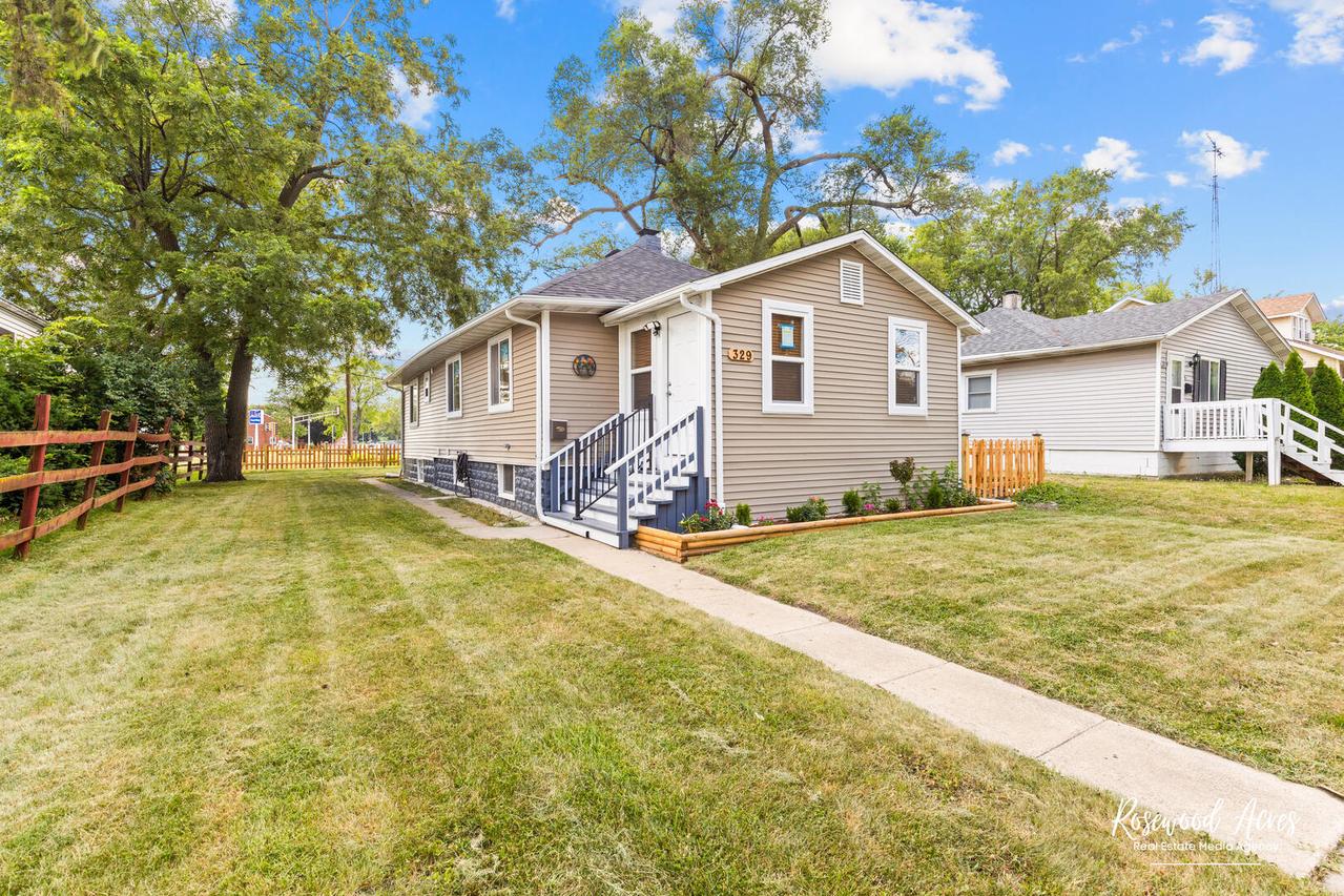 329 S Albert Blvd., Kankakee, IL 60901