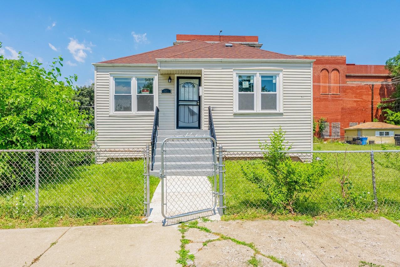 58 W 118th St., Chicago, IL 60628