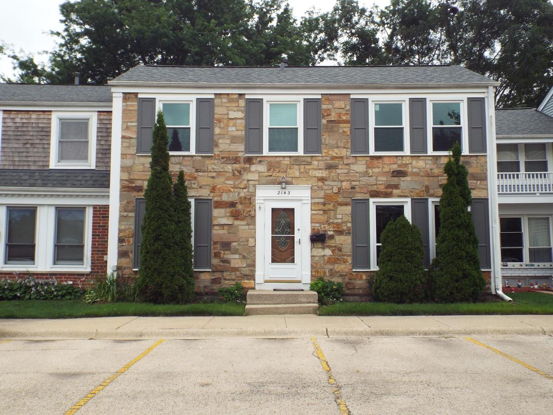 2143 Hassell Rd., Hoffman Estates, IL 60169