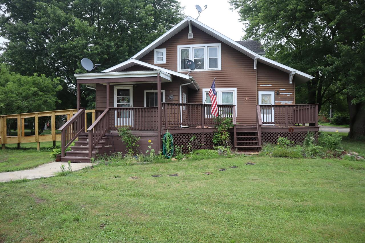 105 Bradley St., New Bedford, IL 61346