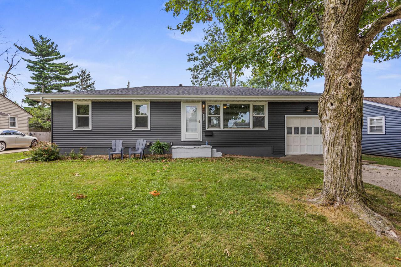 2227 Yorkshire Dr., Decatur, IL 62526