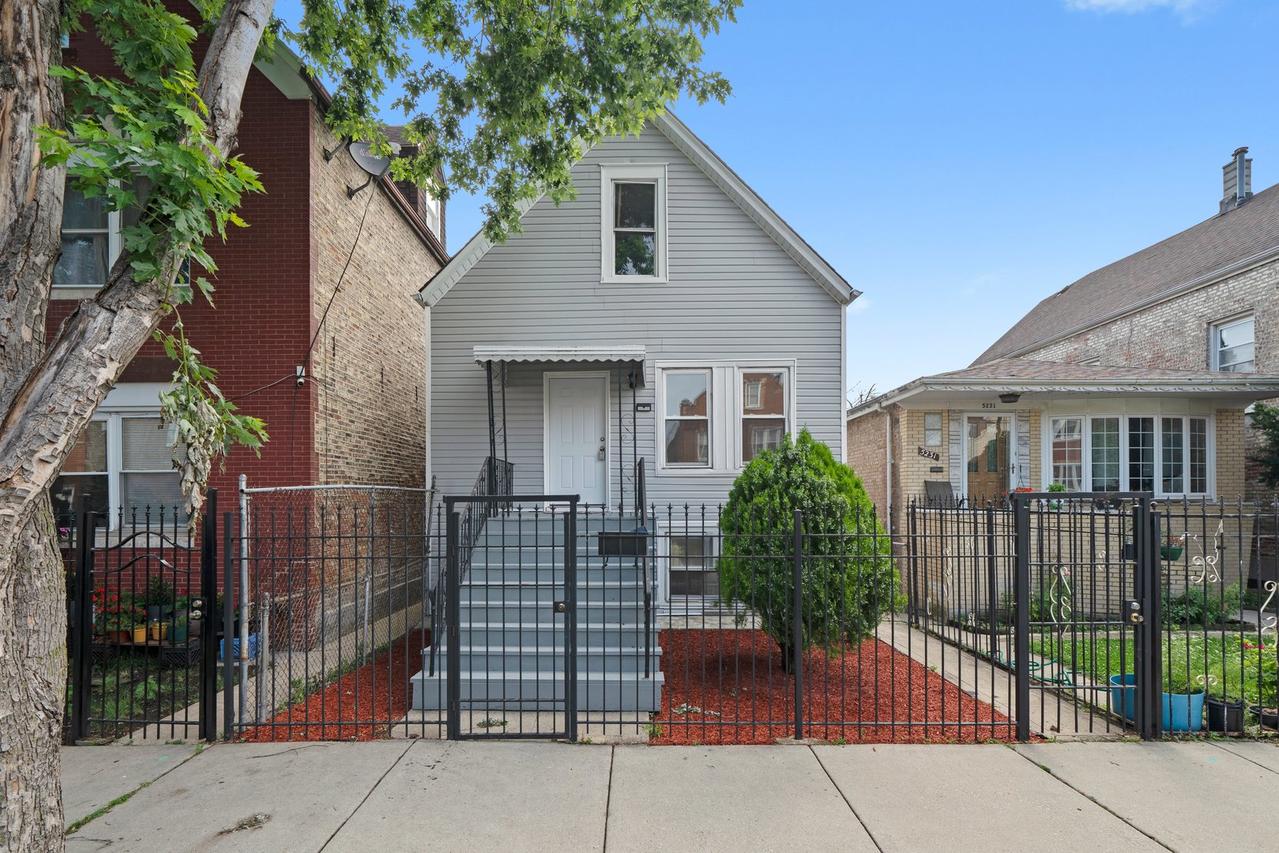 5229 S Campbell Ave., Chicago, IL 60632