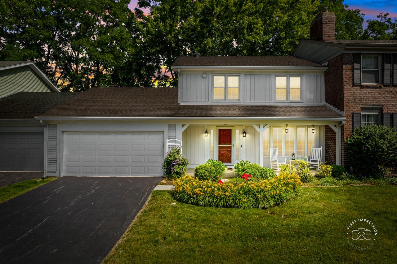 1519 Wedgefield Cir., Naperville, IL 60563