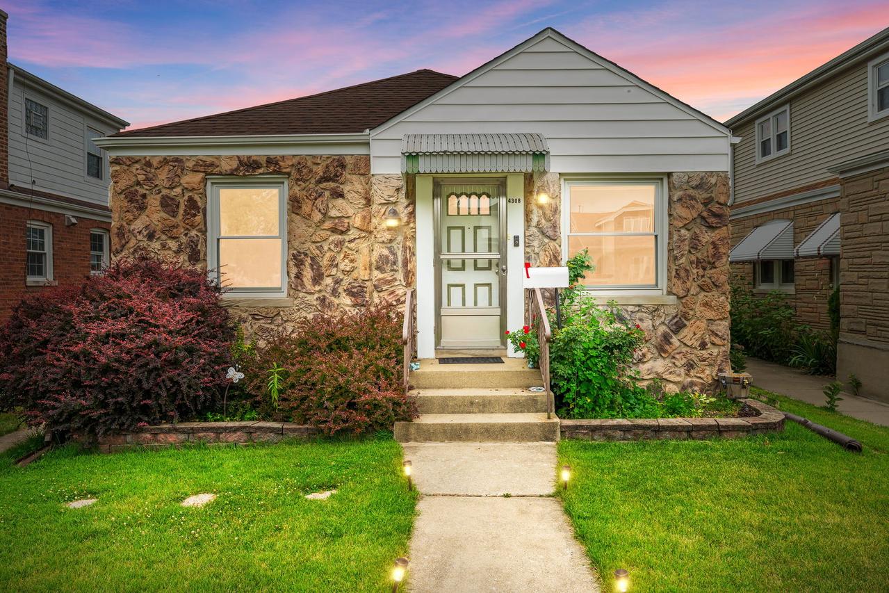 4308 N Ozark Ave., Norridge, IL 60706