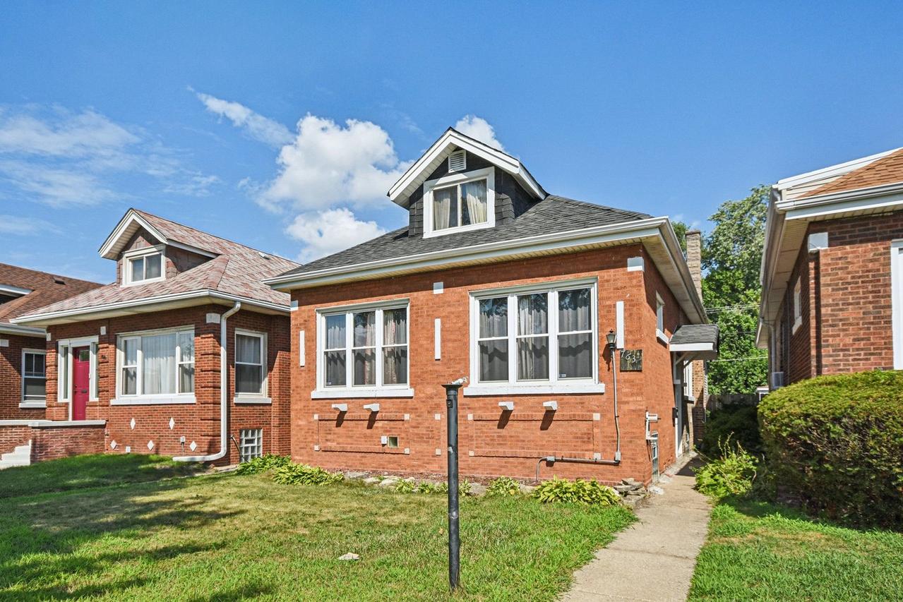 7635 S Michigan Ave., Chicago, IL 60619