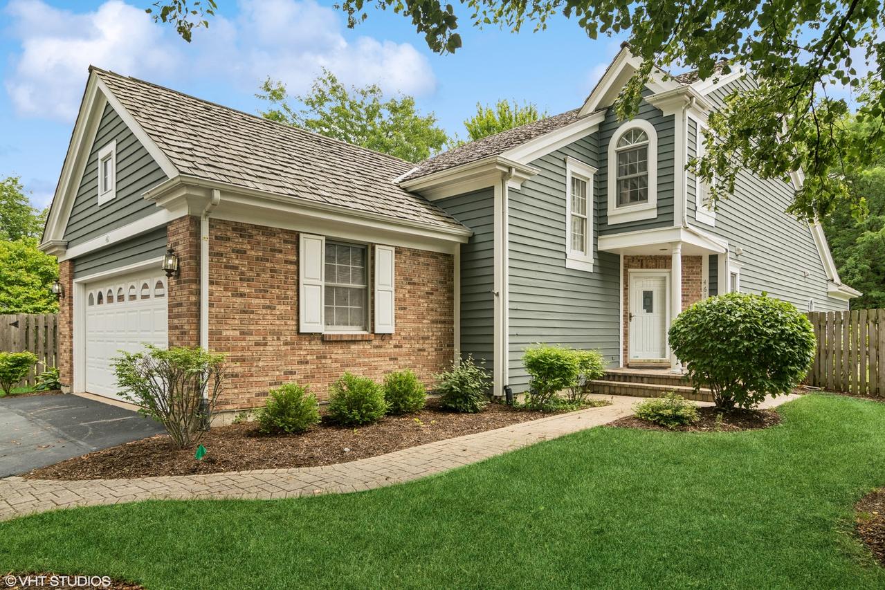 461 Park Barrington Dr., Barrington, IL 60010