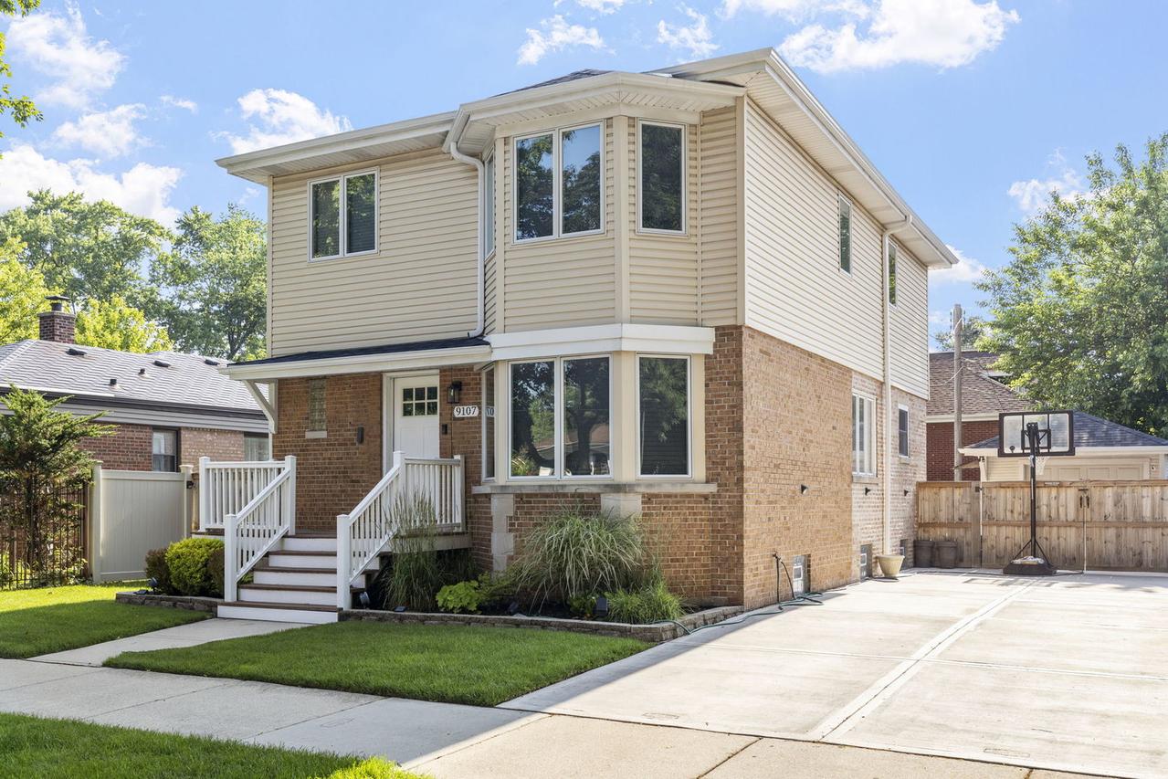 9107 S Hamilton Ave., Chicago, IL 60643