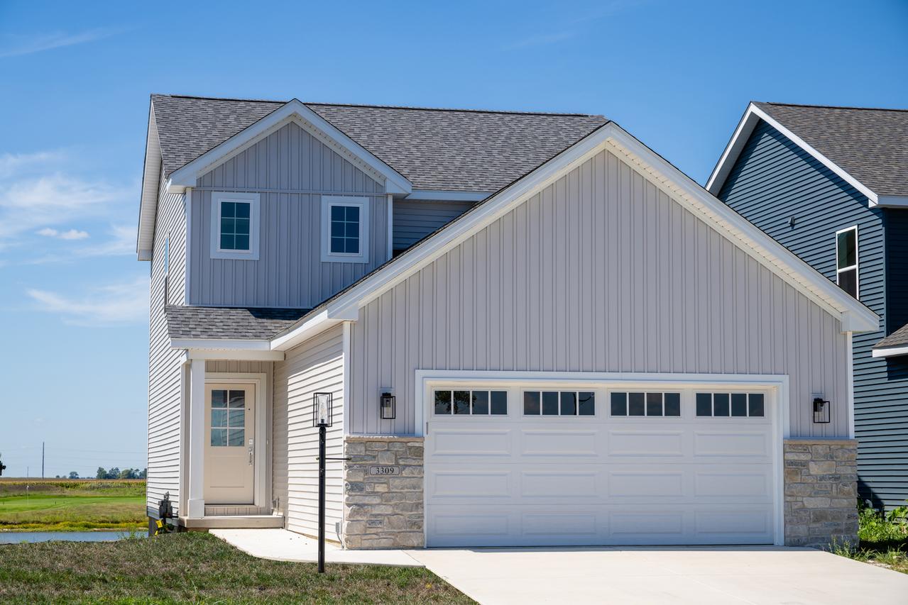 3309 Palmer Dr., Champaign, IL 61822